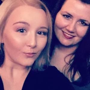 Meet your Posher, April